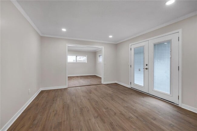 Building Photo - 2060 Baker Rd NW