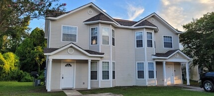 Building Photo - 1989 Todd Cove