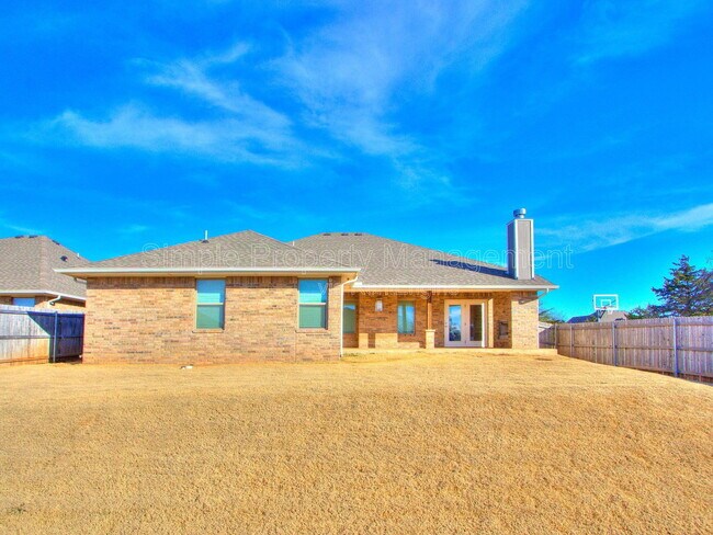 Building Photo - 4013 Palmetto Trail