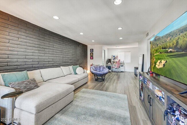 Building Photo - 4354 N 82nd St