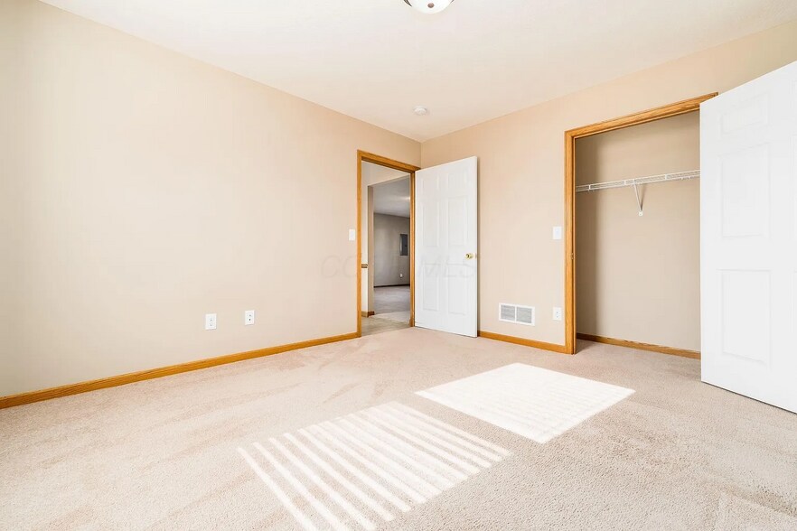 bedroom 2 - opposite corner - 392 Race St