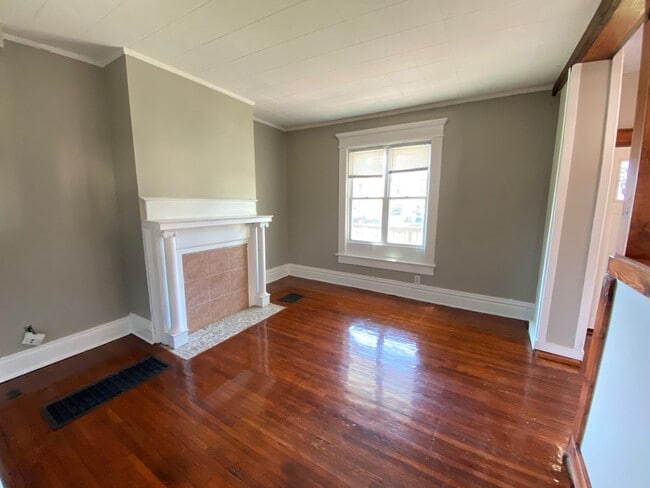Building Photo - OSU Central Campus Single Family Home! W/ ...