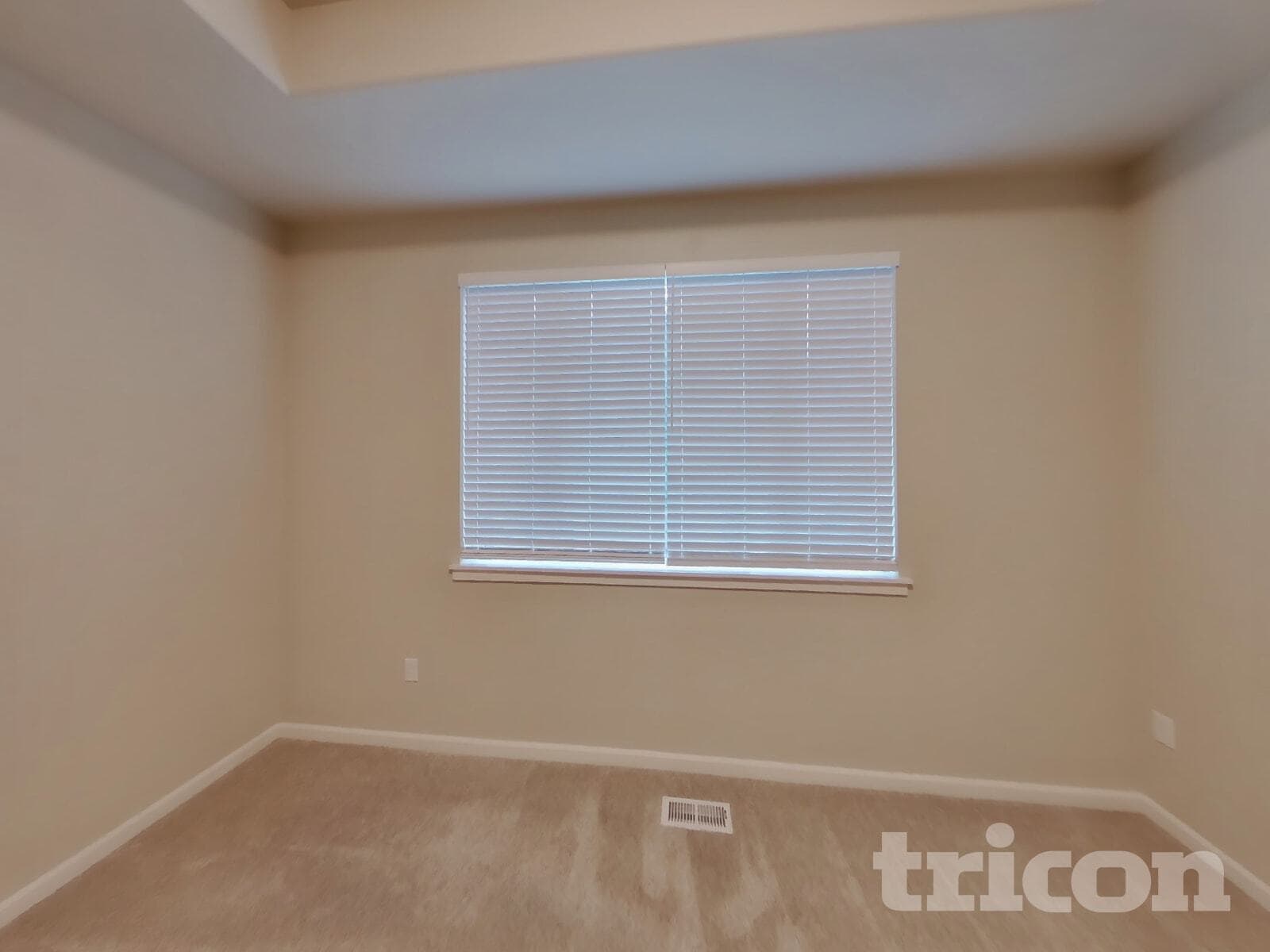 Building Photo - 3715 Santis Loop SE