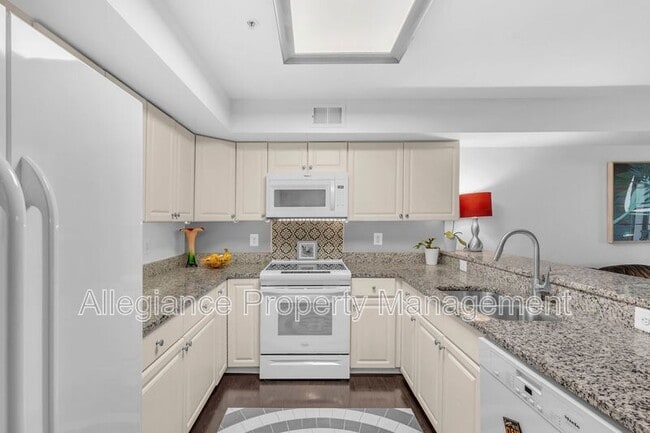 Building Photo - 314 Overlook Dr