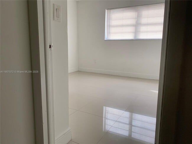 Building Photo - 15102 SW 81st St