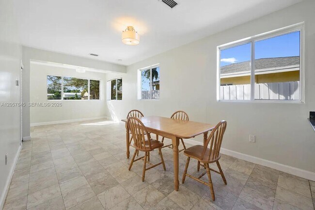 Building Photo - 8861 SW 127th Terrace