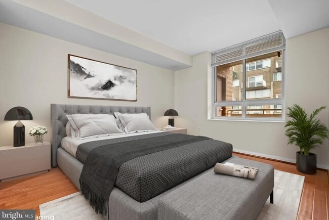 Building Photo - 350 G St SW