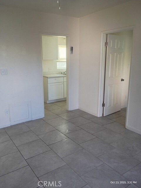 Building Photo - 2140 Cajon Blvd