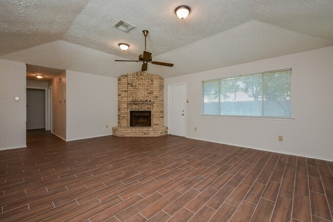 Building Photo - 6206 Bryant Pond Dr