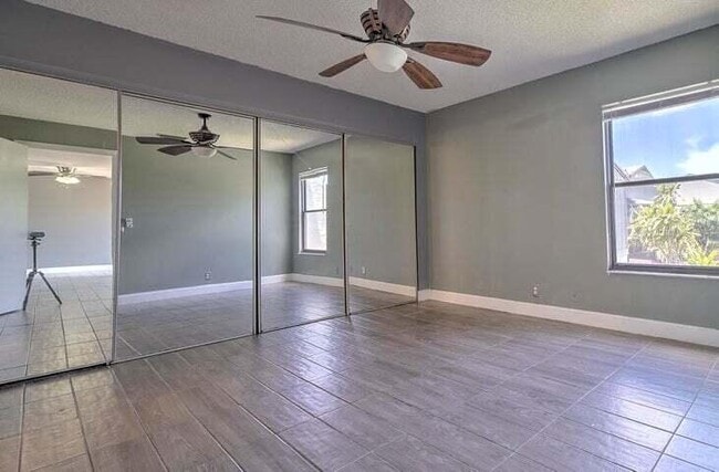 Building Photo - 32 Crossings Cir