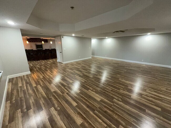 Building Photo - 2845 Stratfield Ct