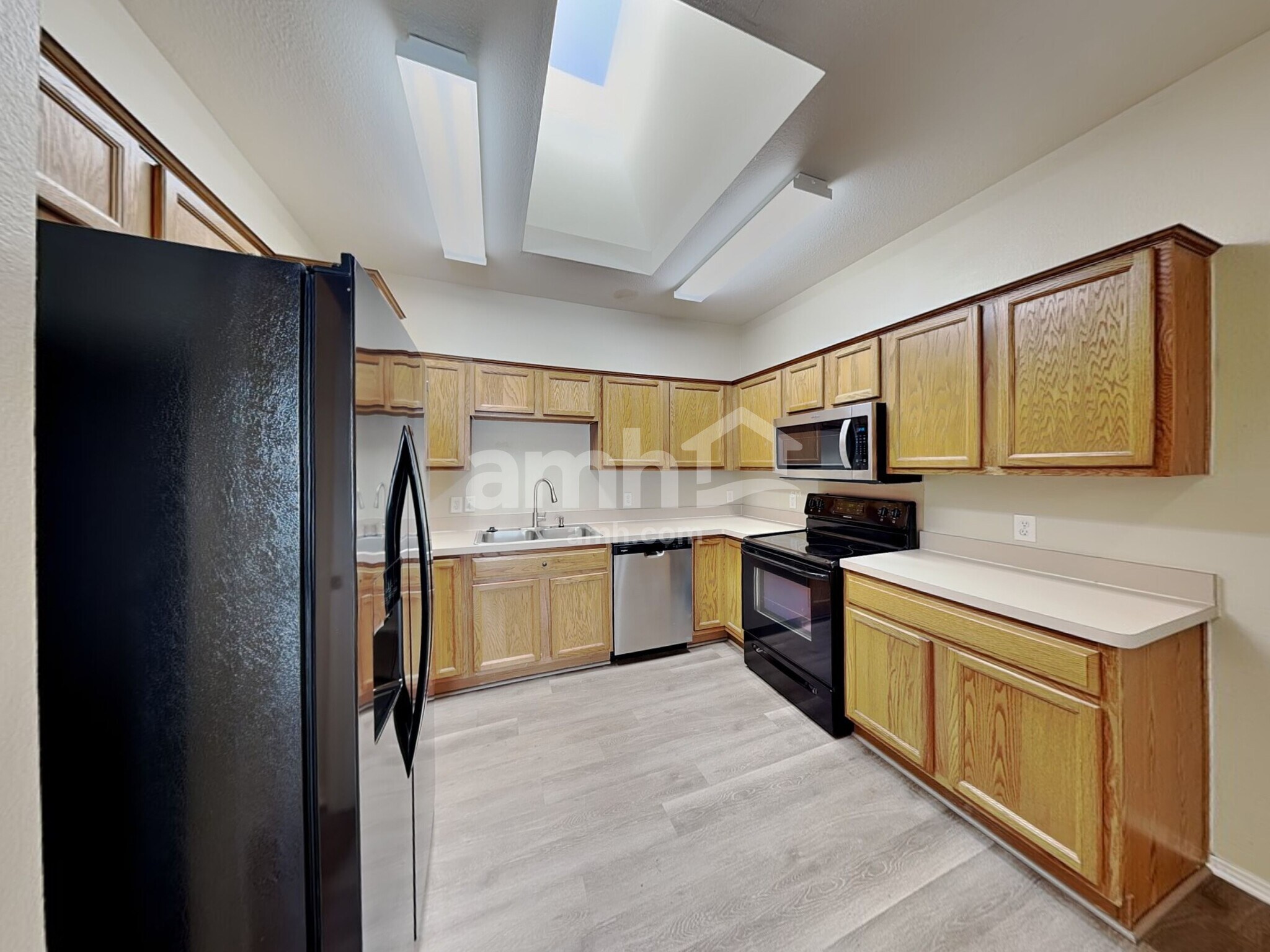 Building Photo - 2636 Fondren Rd