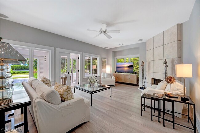 Building Photo - 1375 Gordon Dr