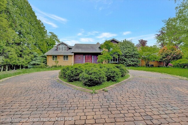 Building Photo - 84 Wickapecko Dr