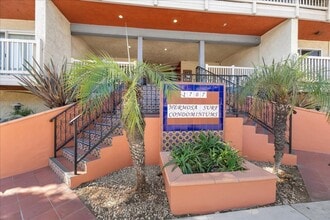 Building Photo - Hermosa Beach 1 bed 1 bath Full Renovated ...