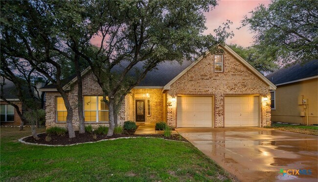 Building Photo - 2610 Fairwood Dr