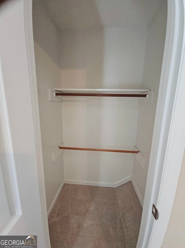 Building Photo - 102 Sauterne Way