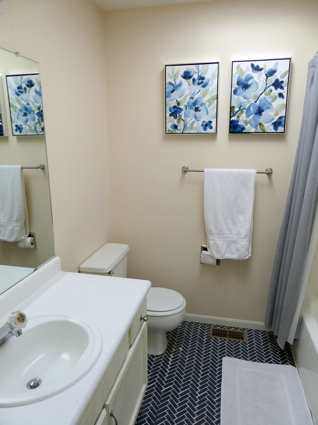 Building Photo - 4429 Monte Carlo Dr