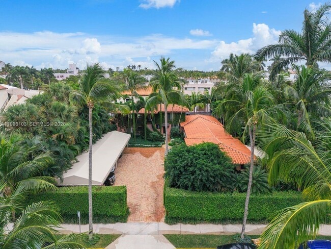 Building Photo - 226 Chilean Ave