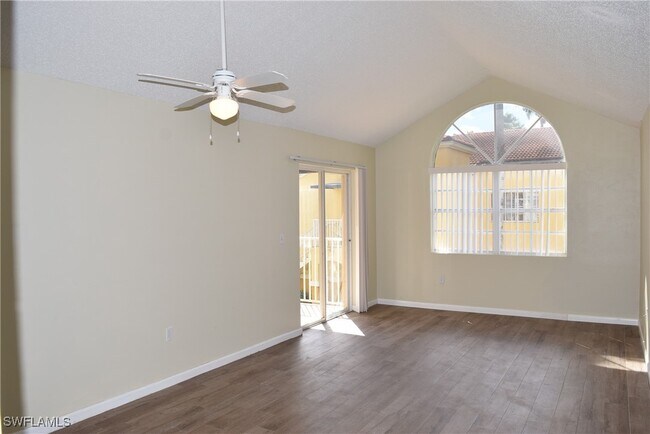 Primary Photo - 3421 Winkler Ave