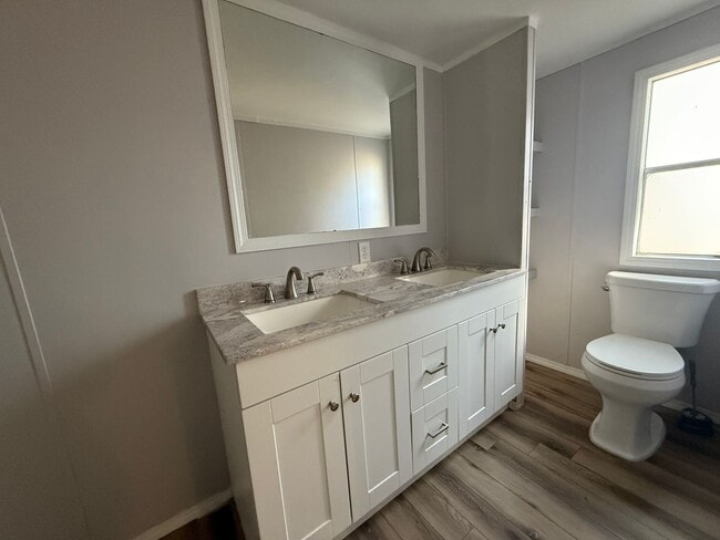 Building Photo - 3/2 Mobile Home