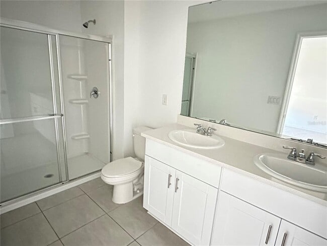 Building Photo - 2946 Canary Ave