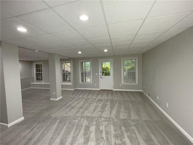 Building Photo - 655 Huntwick Pl