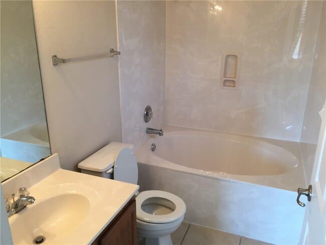 Building Photo - 1509 Coriander Dr