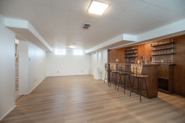 Building Photo - Charming 3 bedroom/2 bath House, Parma!