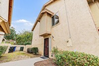 Building Photo - 1447 Manzana Way