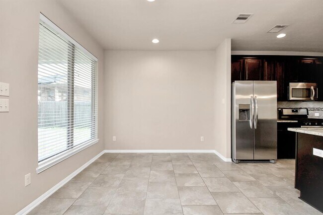 Building Photo - 8139 Heartbrook Field Ln