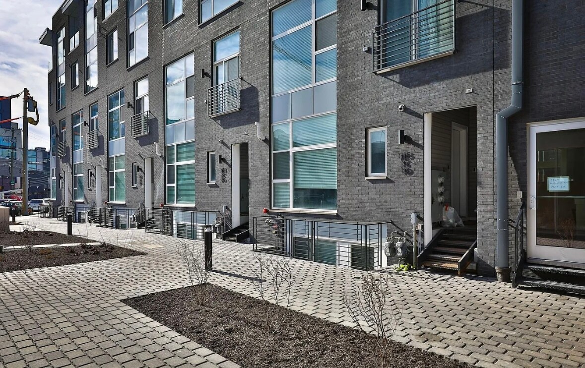 Community - 1102 N 2nd St