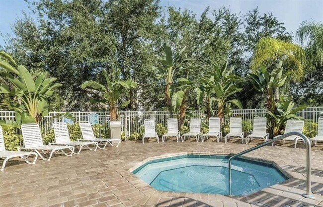 Building Photo - 8103 Coconut Palm Way