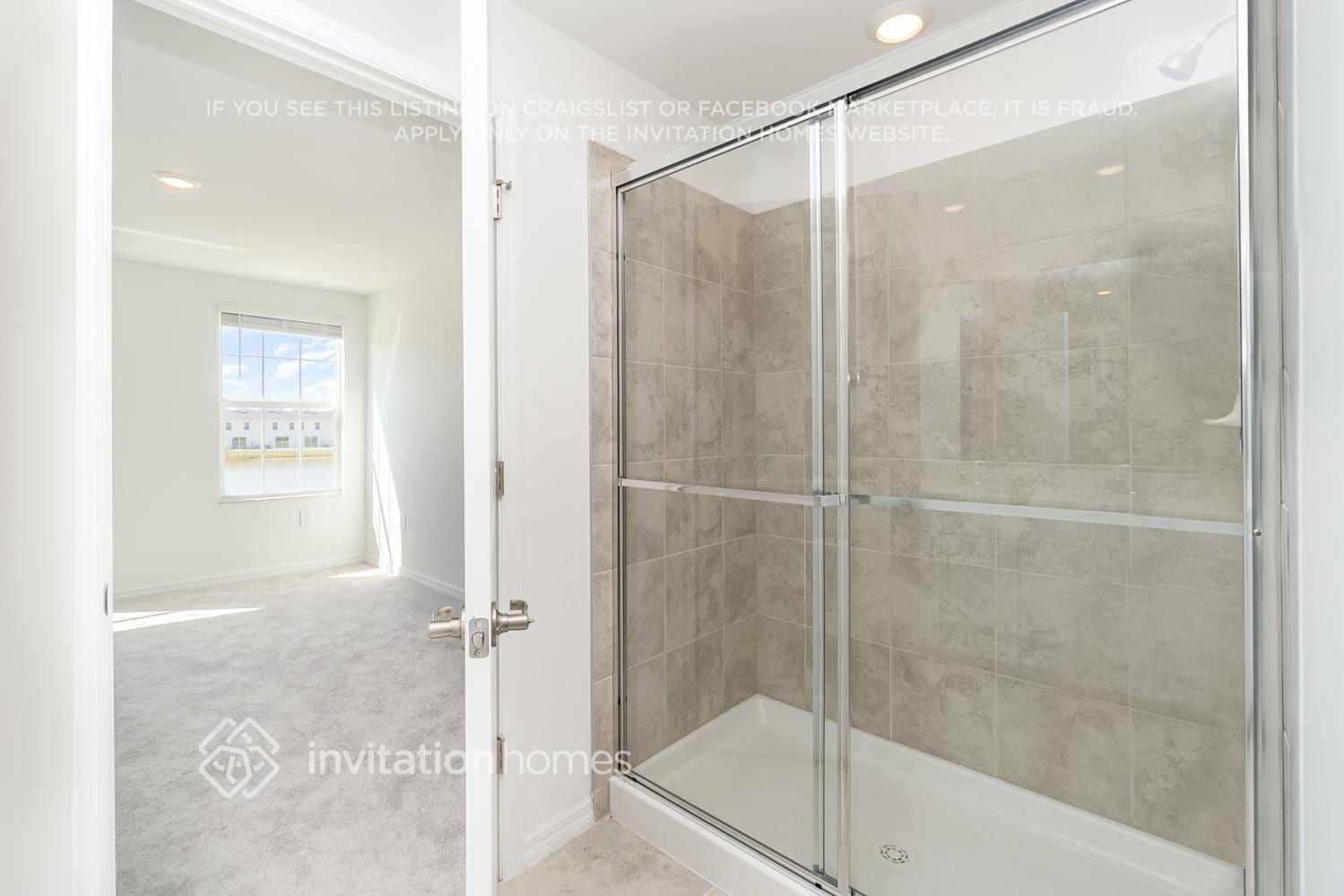 Building Photo - 9339 Cadence Ct