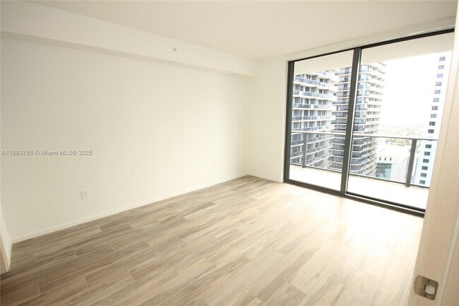 Building Photo - 801 S Miami Ave