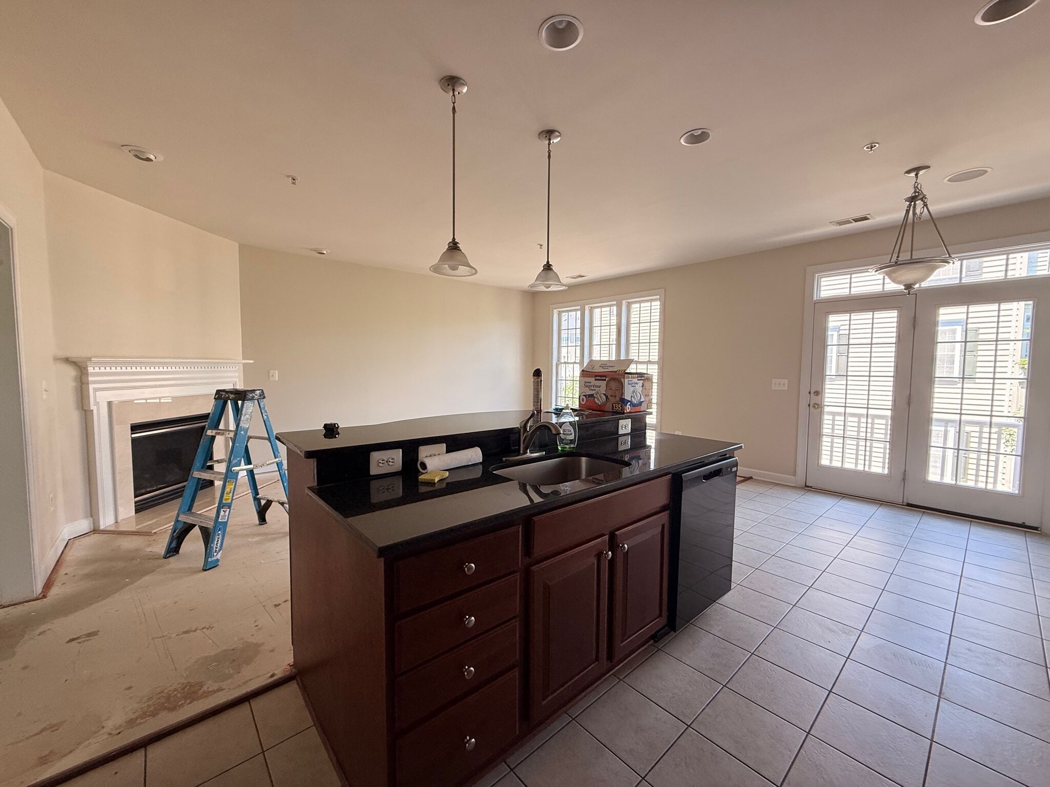 Building Photo - 605 Whetstone Glen St