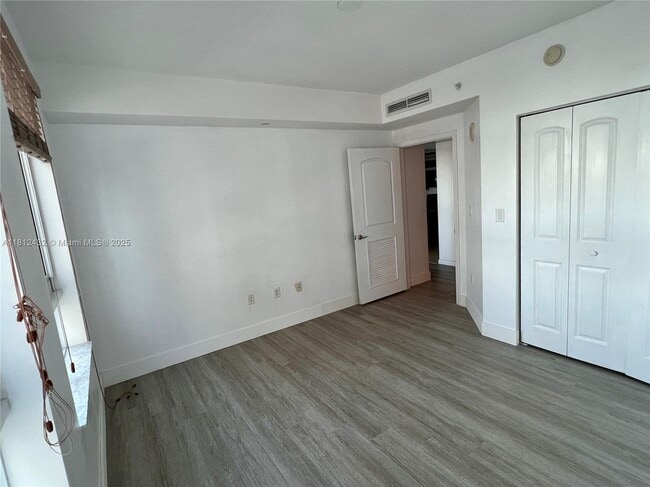 Building Photo - 7350 SW 89th St