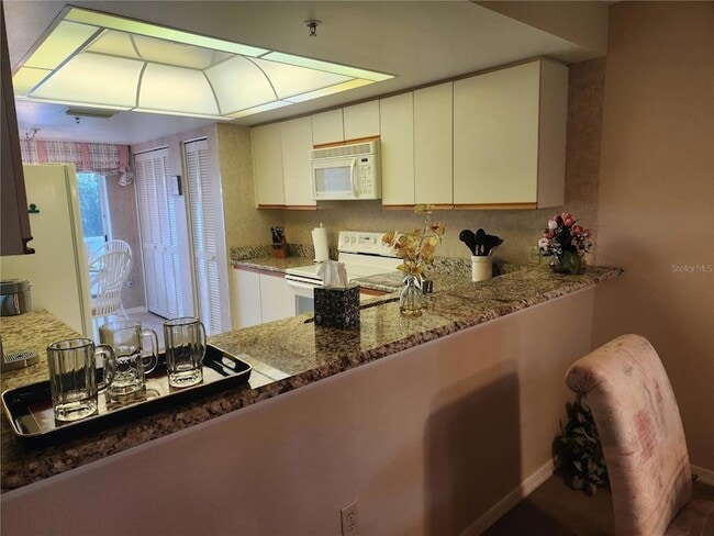 Building Photo - 6713 Stone River Rd