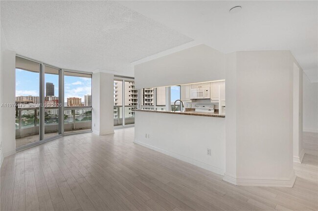 Building Photo - 21205 NE 37th Ave