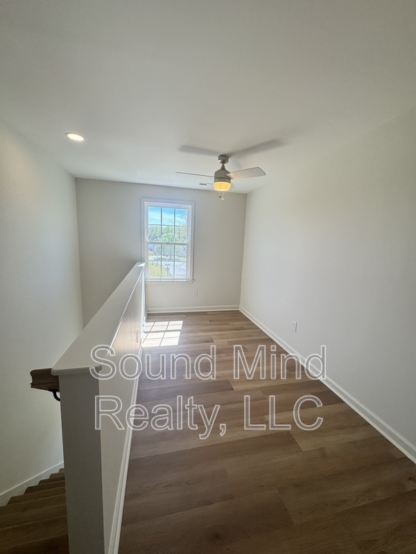 Building Photo - 204 Landmark Dr