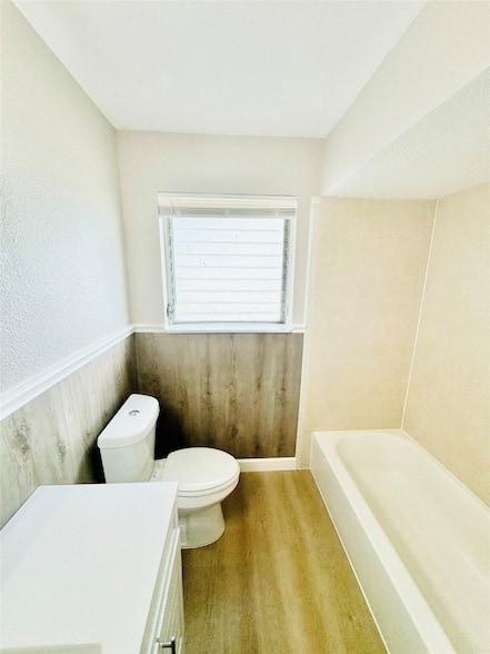 Building Photo - 9140 Donnybrook Ln