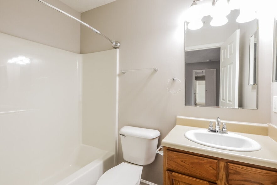 Building Photo - 5314 Claybrooke Dr