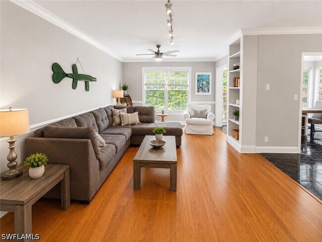 Building Photo - 112 Bobolink Way