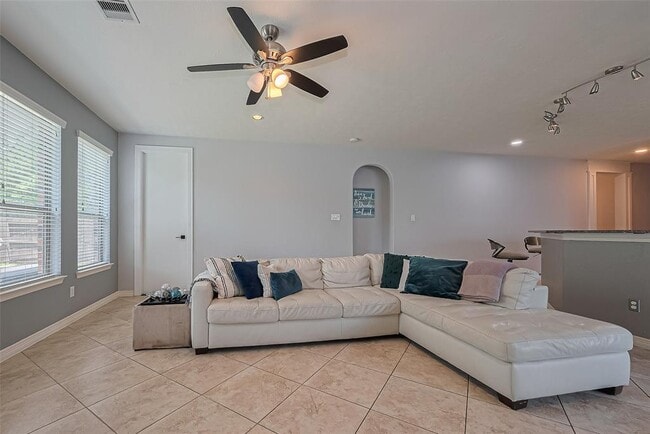 Building Photo - 6142 Harmony Park Lane