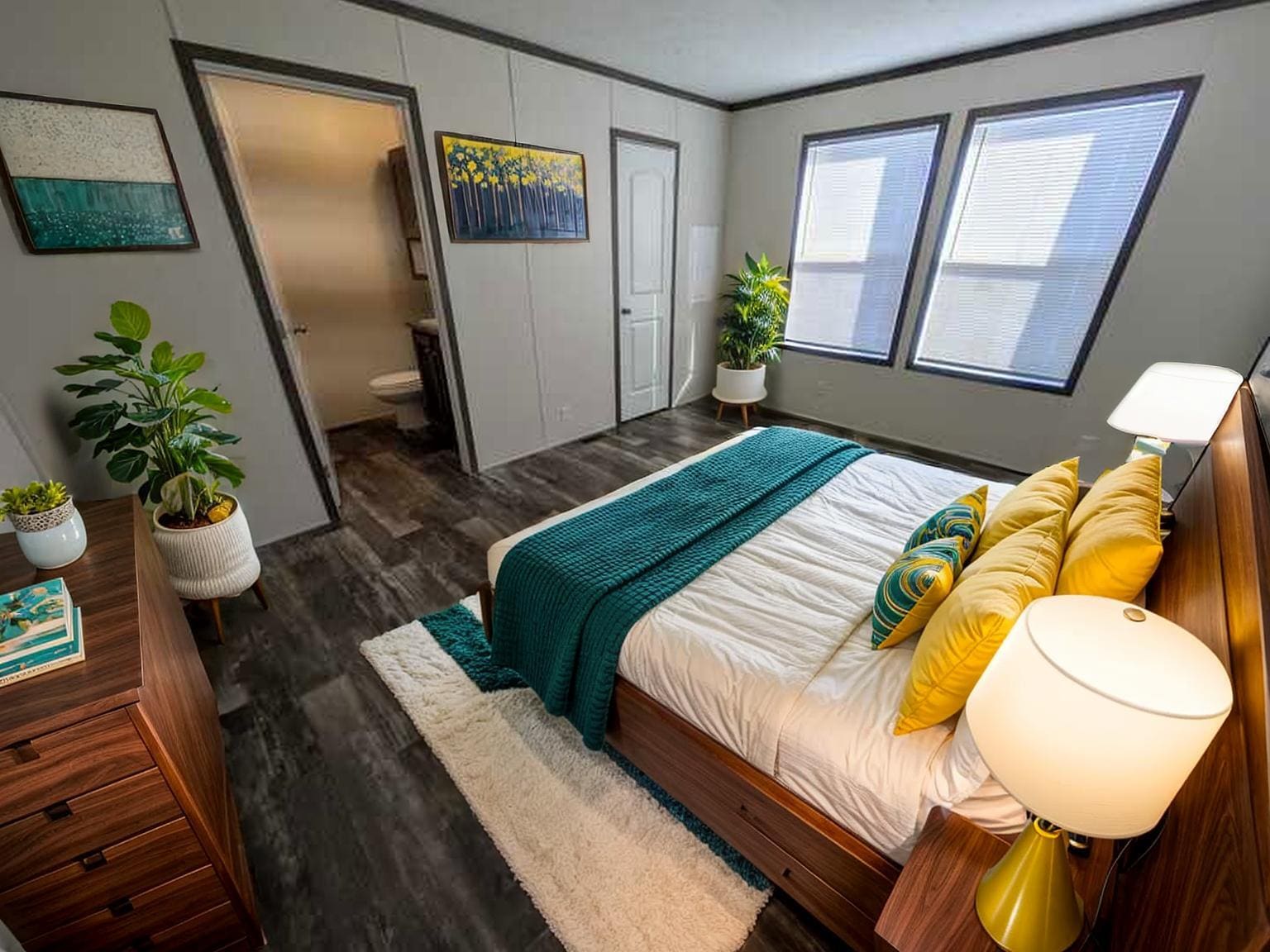 Building Photo - 16151 Notre Dame St