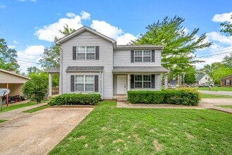 Building Photo - 109 Cunningham Pl