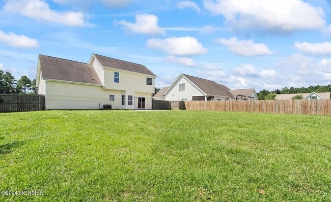 Building Photo - 303 Elk Ct