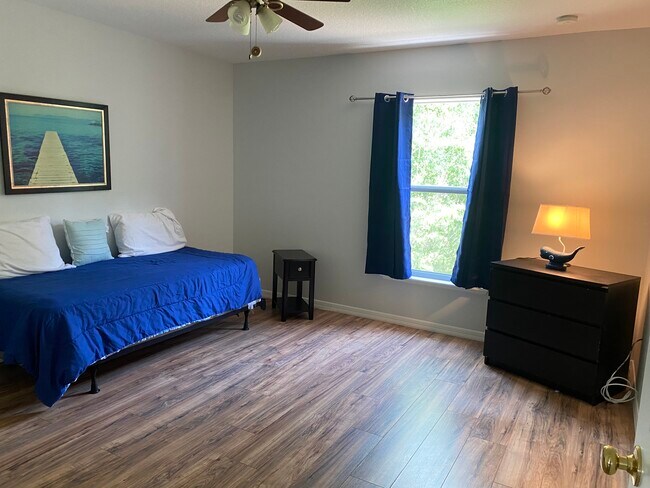 Building Photo - 111 Cabrillo Dr