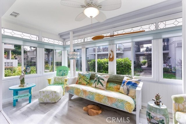 Building Photo - 328 Avenida Carmel