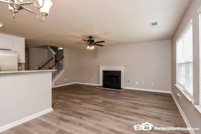 Building Photo - Beautiful Two Story in South Fulton